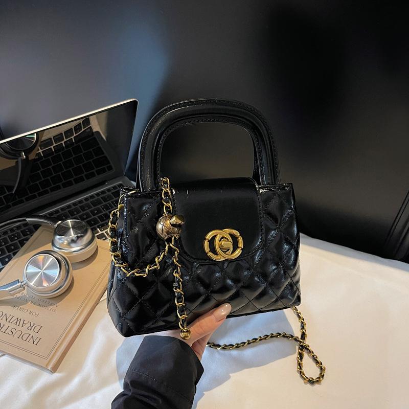 

2025 осень новая модная и простая сумка-цепочка с ромбами в стиле маленького аромата, корейская нишевая портативная на плечо, сумка-мессенджер