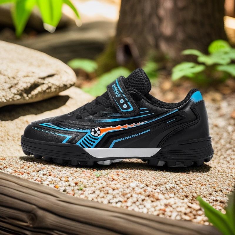 2025 New Boys Shoes Non-slip Training Leather Waterproof Velcro Casual Sports Shoes Sports Shoes Football Shoes