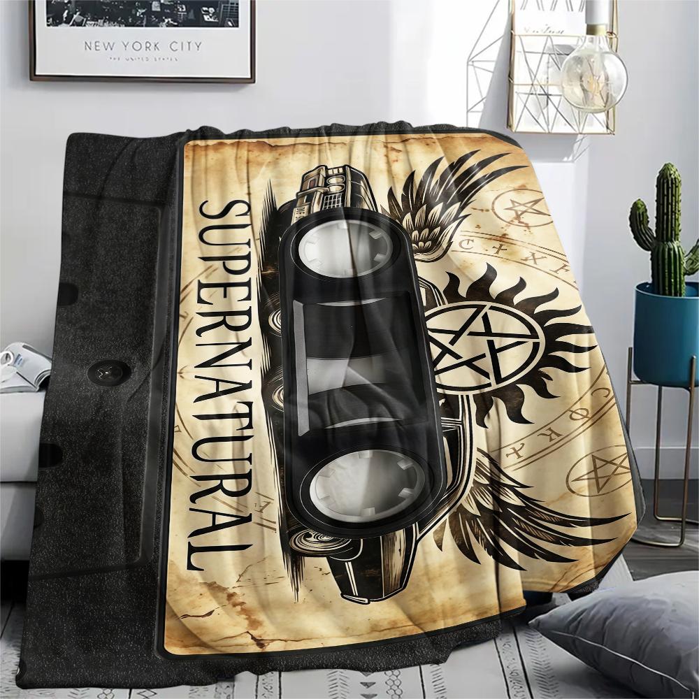 Alien and Supernatural Print Flannel Blanket,High quality Comfortable for All Seasons,Home Decor,Warmth and Comfort,Perfect for Christmas Gifts