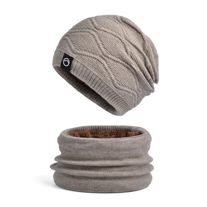 Winter hat, scarf, two-piece cover, women's outdoor velvet, thermal ear protector, muff, knitted wool hat.