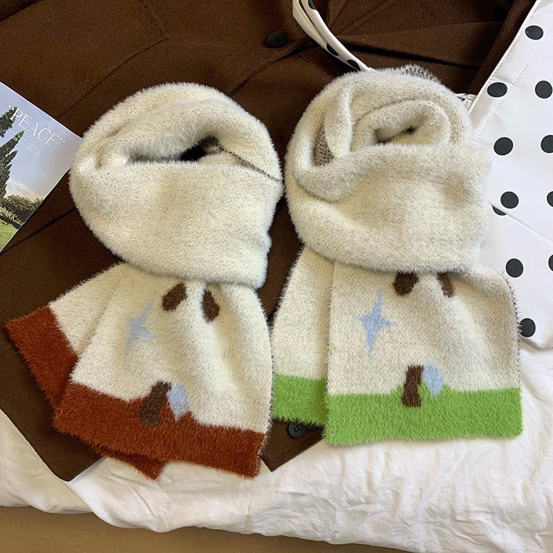 Cartoon Apple Core Knitwear: Cute Childlike Plush Scarf for Students & Couples - Warm Neck Gaiter for Autumn/Winter