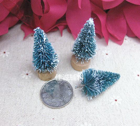 Mini Artificial Christmas Tree with Wooden Base Frosted Bottle Brush Design for Tabletop DIY Crafts Home Decor Christmas Gift