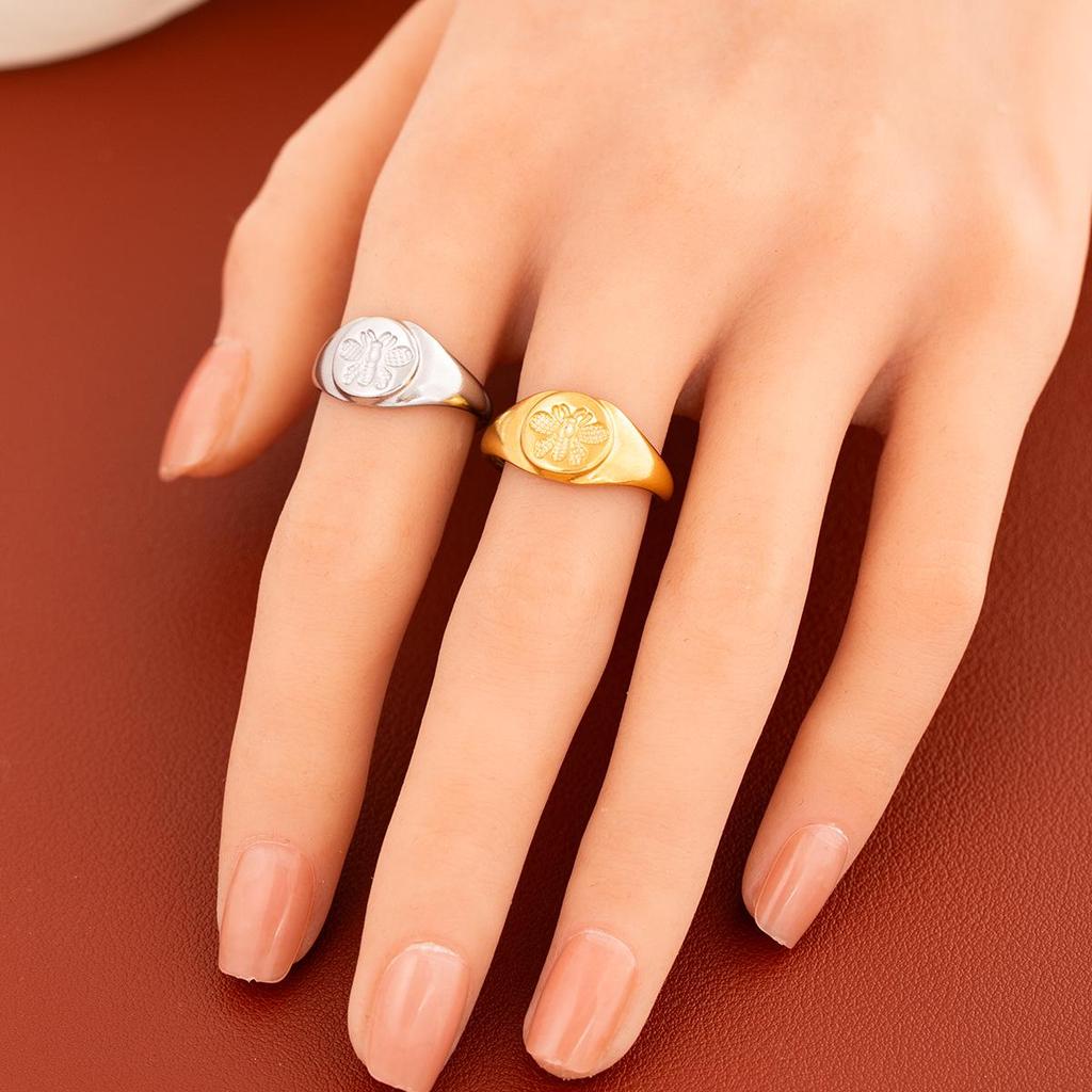 Bee Titanium Colorfast Stainless Steel Adjustable Open Ring - Plain Band Hand Jewelry with Oil Pressure Design.