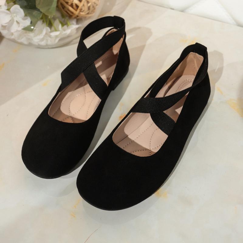 New Large-sized Round-toe Flat-bottomed Sports and Casual Women's Shoes