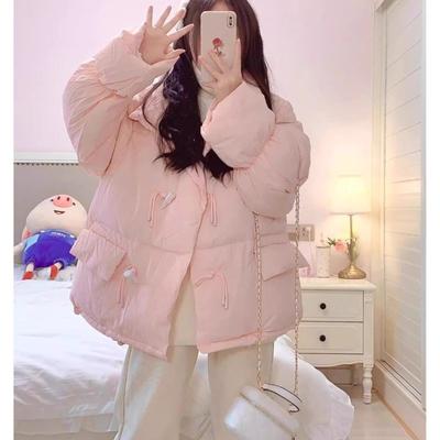 Cappotto invernale alla moda con bottoni a corno e cotone ispessito per donna