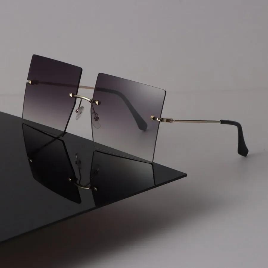 

Sexy Square Sunglasses Women Men Gradient Sun Glasses Cool Designer Eyewear Luxury Colorful Big Frame Brand Other