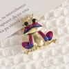 European and American Dripping Frog Brooch Women's Animal Pin Anti-exposure Clothing Accessories