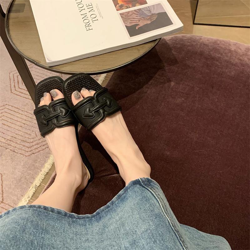 Fashion 2024 New Design Comfortable Fashion Square Head Chunky High Heels Single Shoes Elegant Slip On Women Flat Soft Sole Slippers