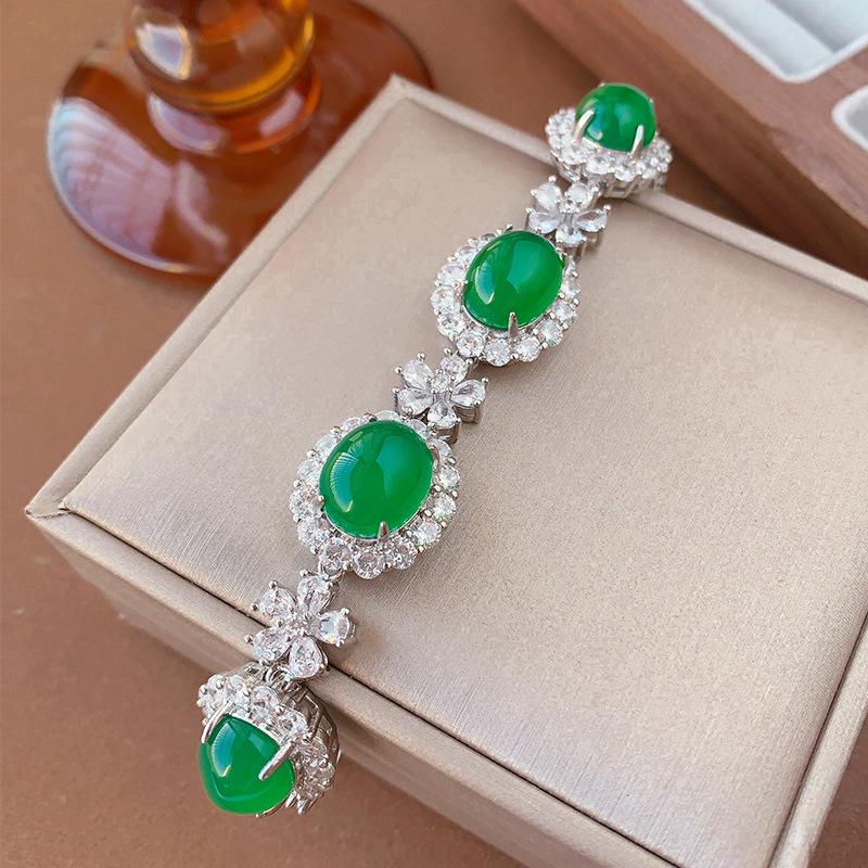 Jewelry Green Chalcedony Green Fluorescent Bracelet Round Diamond-Encrusted Jade Bracelet Female Birthday Gift