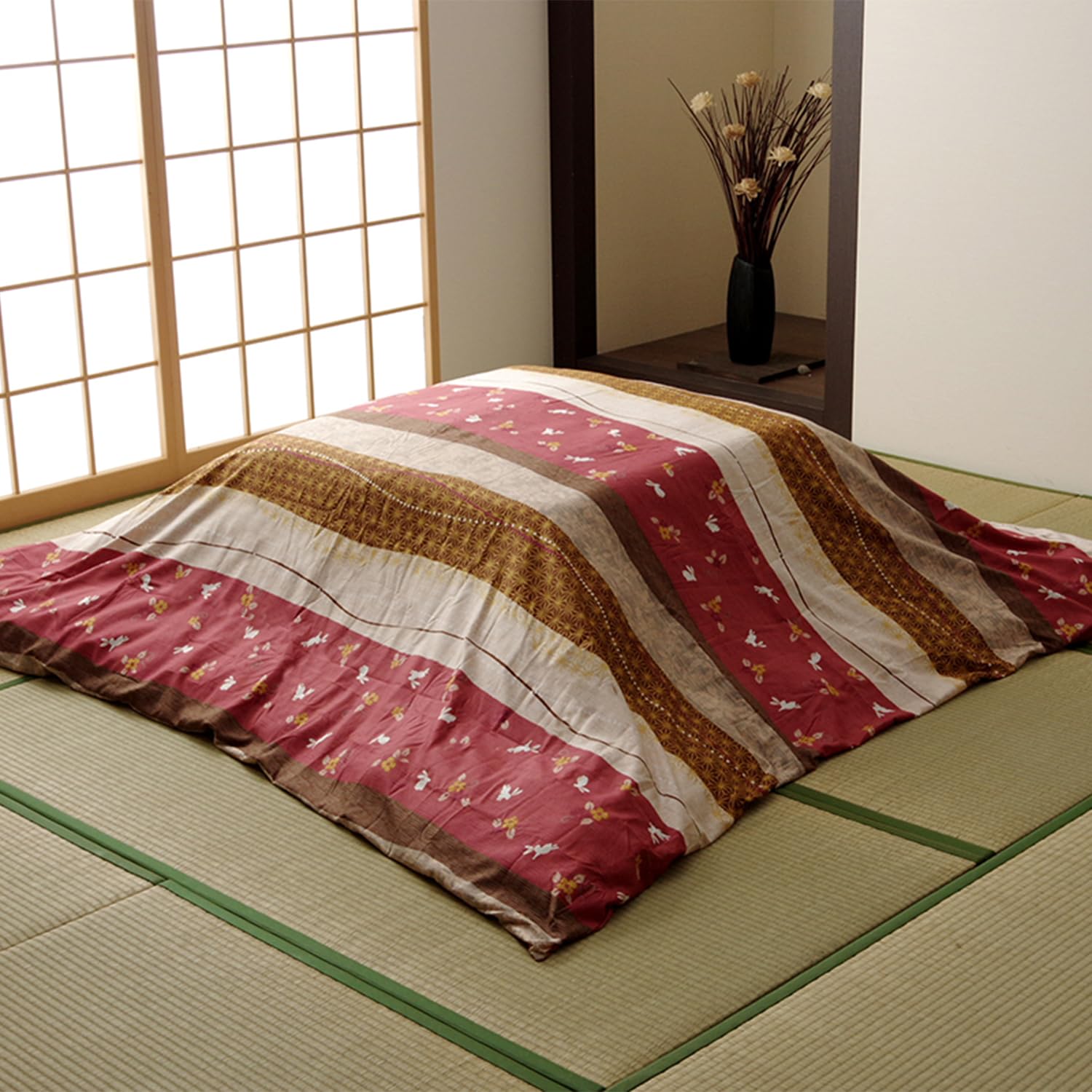 

IKEHIKO Kotatsu Futon Cover, Square, Koyomi (Calendar), Approx. 215 x 215cm, Rose, Japanese Style, Zipper closure, Rabbit Pattern #5097369