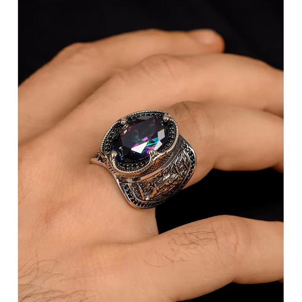 Męski pierścionek ze srebra próby 925, ręcznie robiony mistyczny topaz – enigmatyczna elegancja i niezrównane wykonanie – pomysł na prezent dla niego
