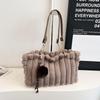 2025 Autumn Plush Single Shoulder Handbag: Women's Casual Large-Capacity Underarm Bag