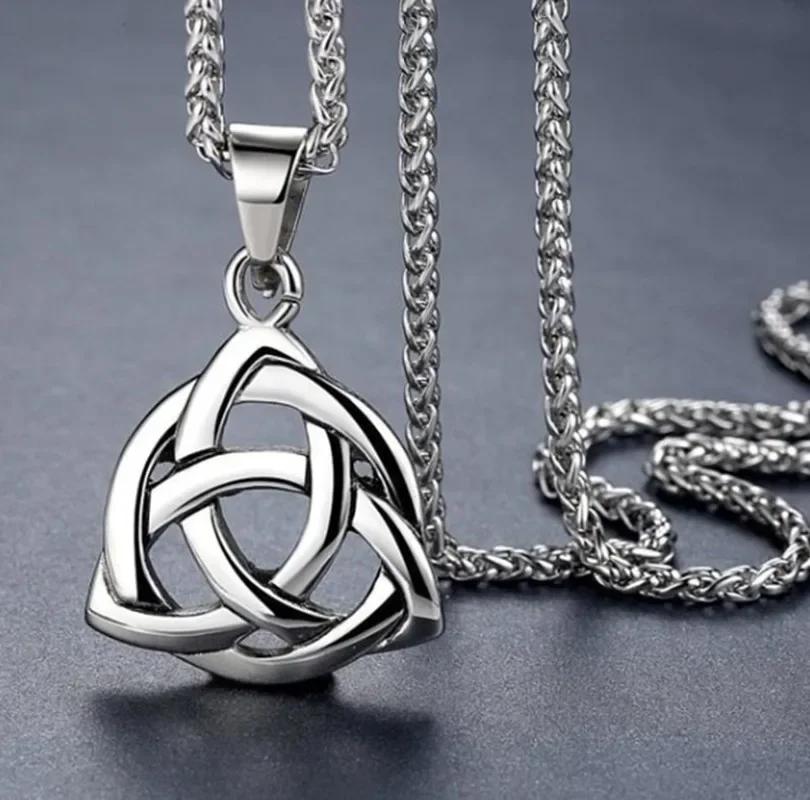 Retro Celtic Knot Pattern Disc Cross Pendant Necklace for Men Gothic Punk Trend Street Jewelry Gift