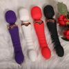 Dobbelmotor Magisk Tryllestav Vibrator 10 Moduser G-punkt Massasjeapparat Oppladbart Litiumbatteri Klitorisstimulator Dildo for Kvinner Anale Plugg Leker for Voksne