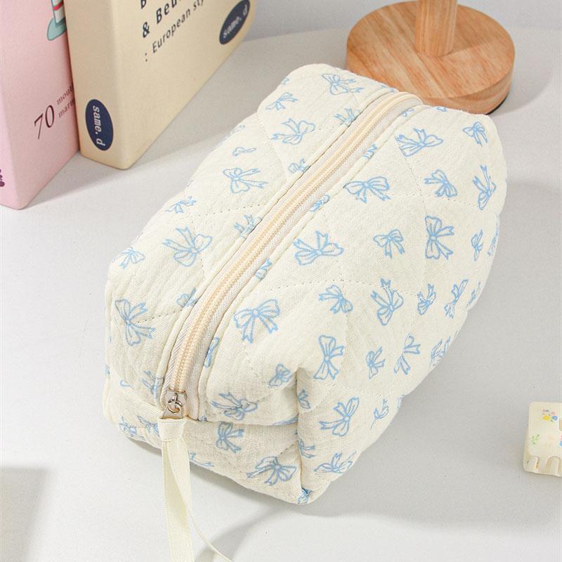 Ruffled Edge Bowknot Floral Print Makeup Bags Large Capacity Quilting Pen Bags Women Cosmetic Storage Bag Travel Wash Bag Clutch
