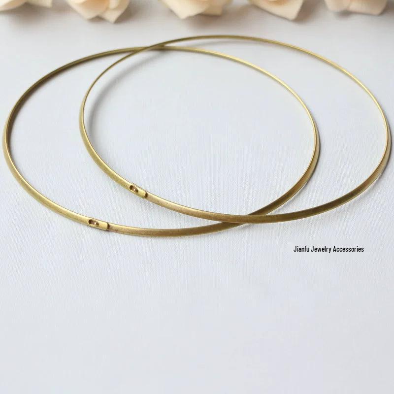 18k Gold-Plated Brass Flat Round Retro Choker 001
