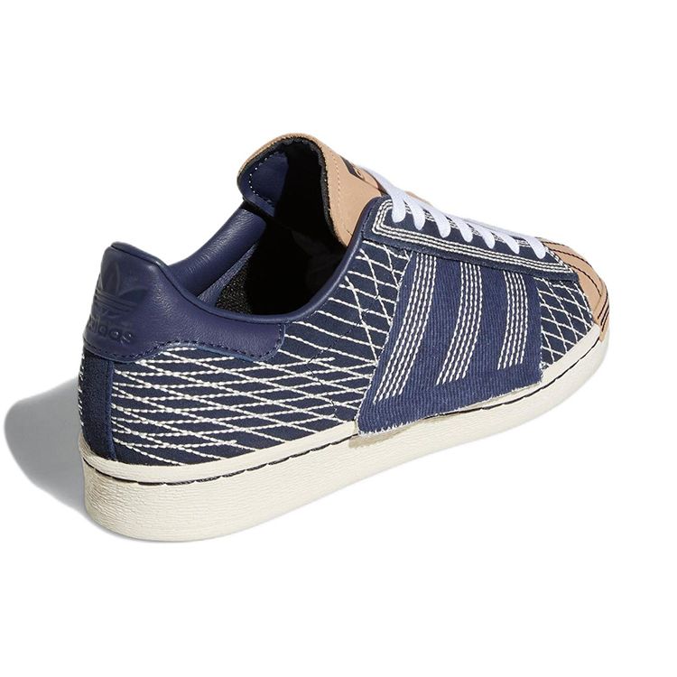 Adidas Originals Superstar 82 Sashiko Fabric Leather Classic Casual Sashiko Embroidery Durable Lightweight Low-Top Skate Shoes Unisex sneaker GW3204