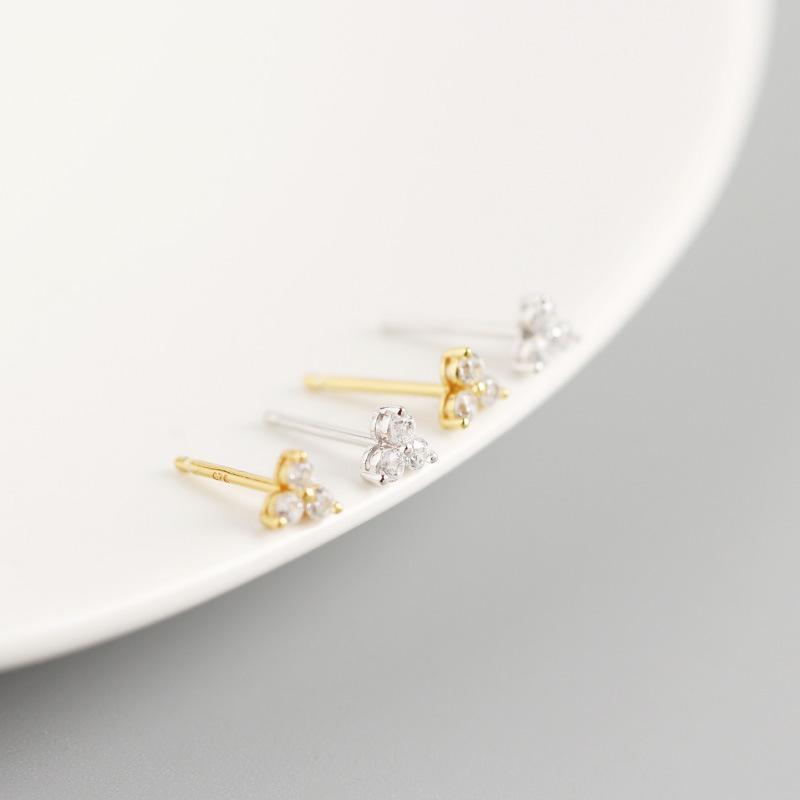 925 Silver Inlaid Crystal Geometric Clover Stud Earrings Light Luxury Mature Glamour Women Jewelry Accessories