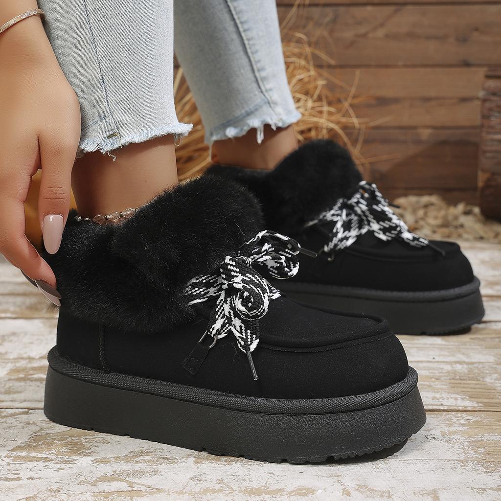 Thick-soled Snow Boots Women's 2025 Winter New Plush Short Boots Casual Versatile Cute Warm Shoes