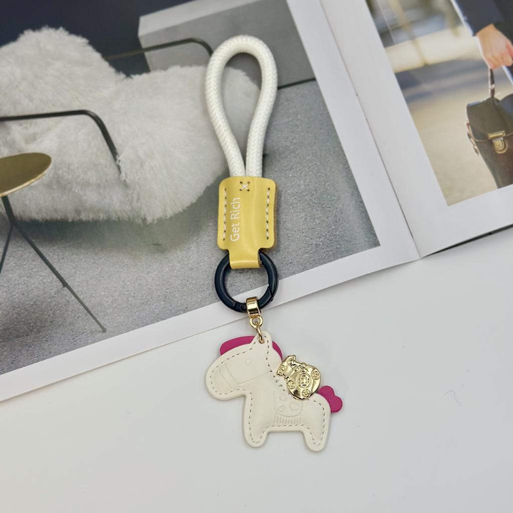 Instant Rich Cowhide Creative Exquisite Simple Couple Gift Cute Bag Pendant Car Keychain