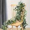 Üppige 70,8" künstliche Eukalyptusgirlande mit weißen Blüten - Perfekt für Heim- und Feiertagsdeko, Wandbehang, Hof, Partyakzente Pflanzendeko Blumendeko