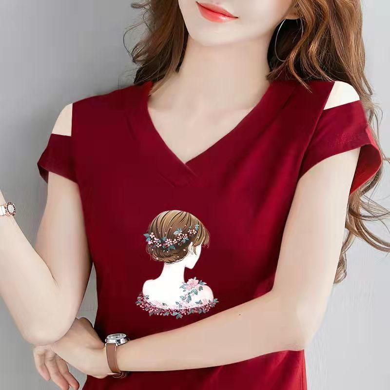 

Топи з відкритими плечима і короткими рукавами. Модна жіноча футболка з V-подібним вирізом. Вуличний одяг 4XL червоний