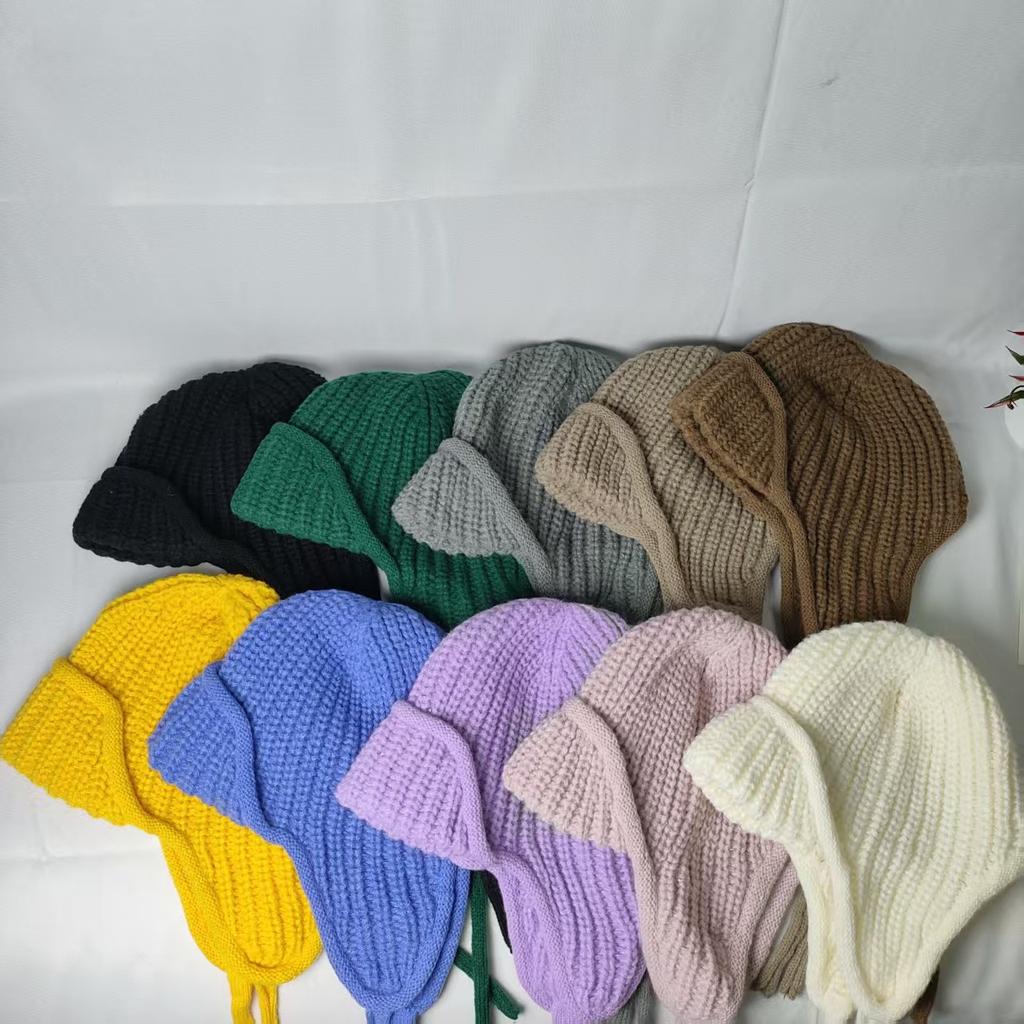 Handmade knitted wool hat Children's autumn and winter warm ear protection headgear strap Lei Feng hat