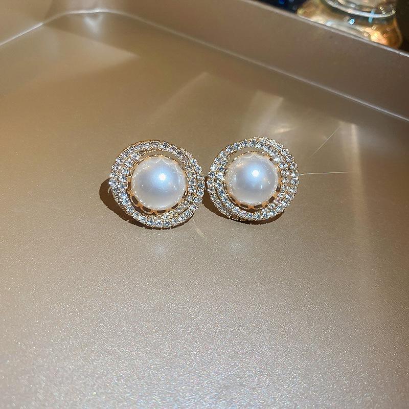 Silver needle metal pearl earrings retro personality earrings court fashion temperament new stud earrings