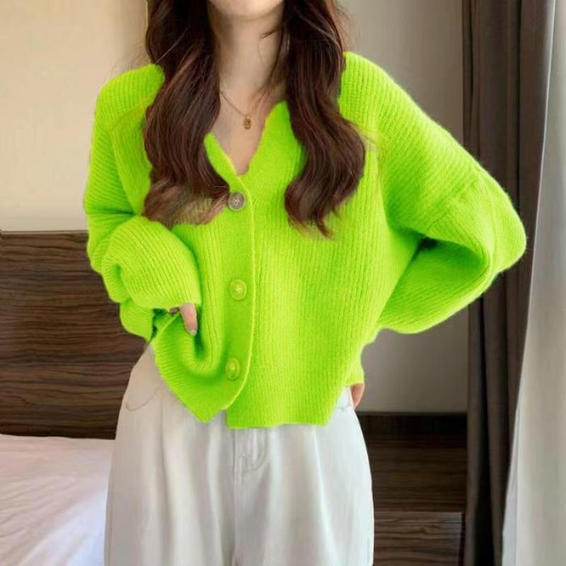

Осінній жіночий светр В язання Базові модні топи Трійники Кардиган з довгим рукавом Корейська сорочка Вільна повсякденна демонстрація Тонкий пуловер 8201 XL яскраво-зелений колір