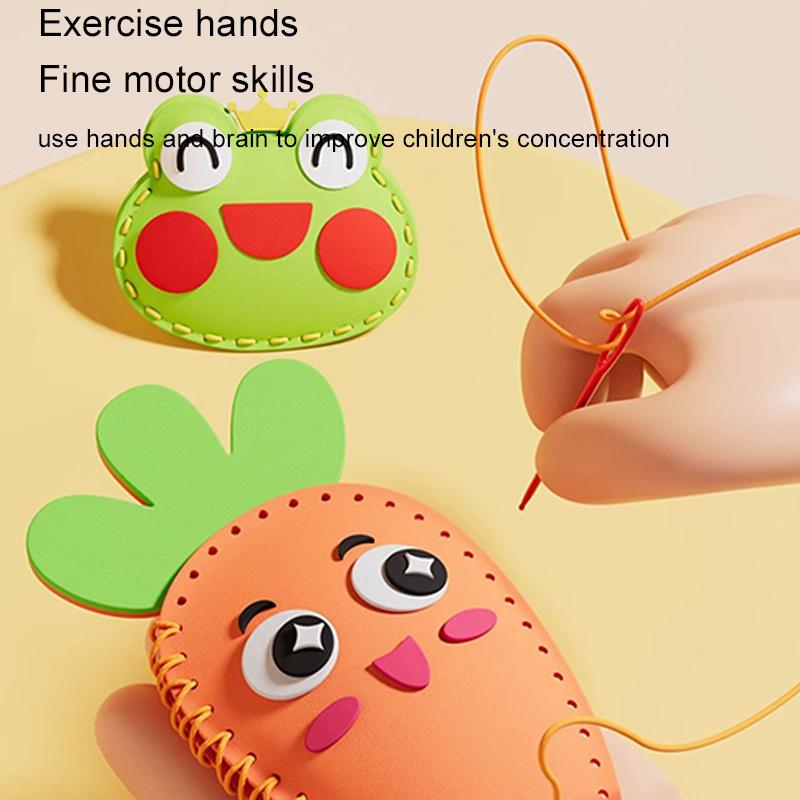 Dětská DIY ručně šitá řemeslná hračka – Kreativní sada ozdob z netkané textilie s 5 vzory, DIY dárek k ozdobě panenky