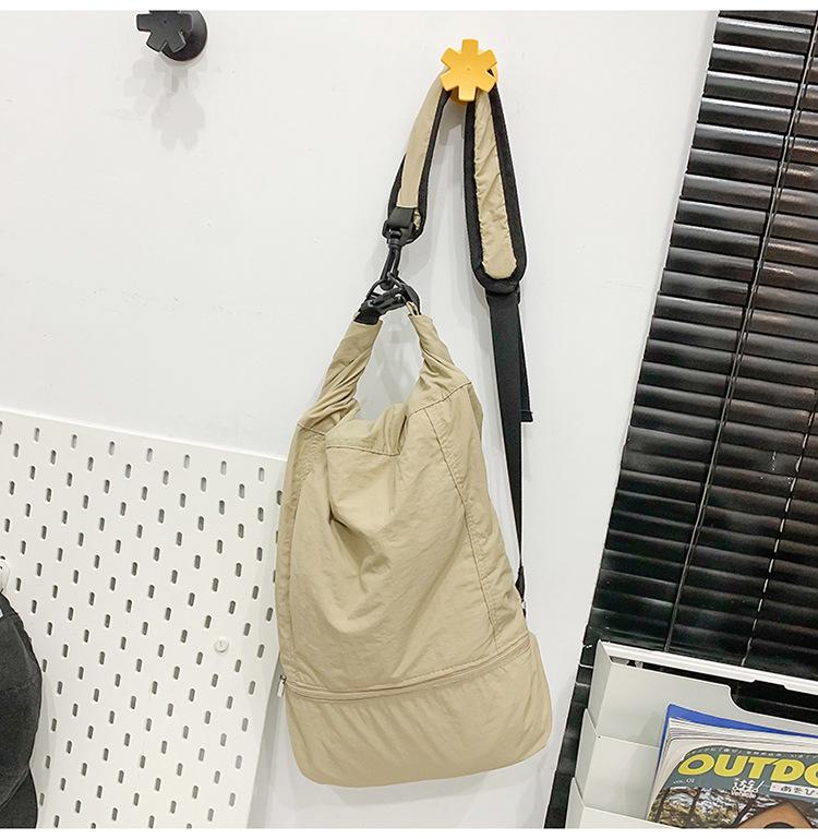 2024 Lightweight Roll-up Sports Travel Shoulder Bag - Large Capacity Fitness & Leisure