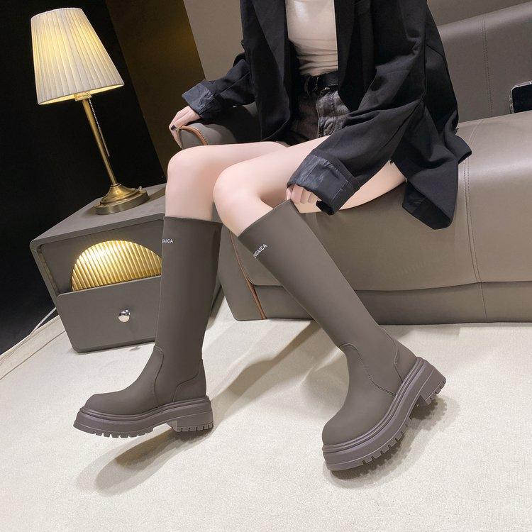 Mote høst knelhøye støvler for kvinner Ekte skinn Tykksålede Høyere Skorsteinsskaft Utendørs Trendy Damestøvler 35-40