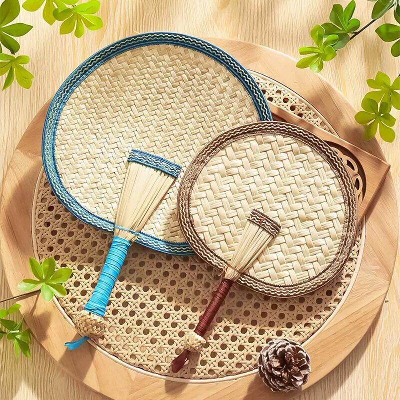Summer Large Palm Fan, Children's Hand-Held Fan, Summer Handmade Woven Old-Fashioned Baby Mosquito-Repelling Small Banana Fan