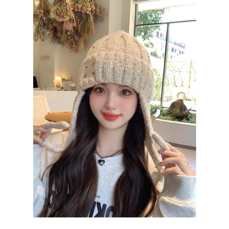 Autumn and Winter New Korean Version of Versatile Wool Hat for Women with Big Head Circumference Showing Their Face Small Rainbow Particles Patches