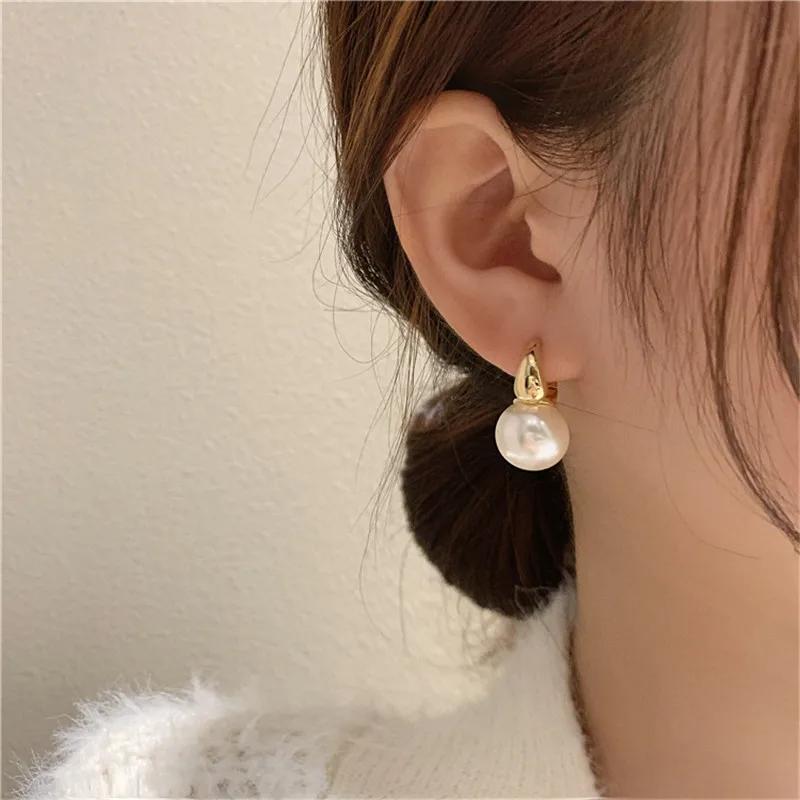 Pearl Earrings With Light Luxury Retro Double-Sided Ear Buckles, The First Choice For Fashionable And Simple Temperament Earrings As Gifts