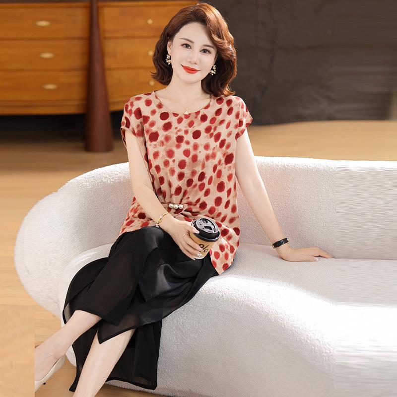 Summer Clothing Set 2026: Stylish Short-Sleeved Top & Fashionable Two-Piece for Young and Middle-Aged Women