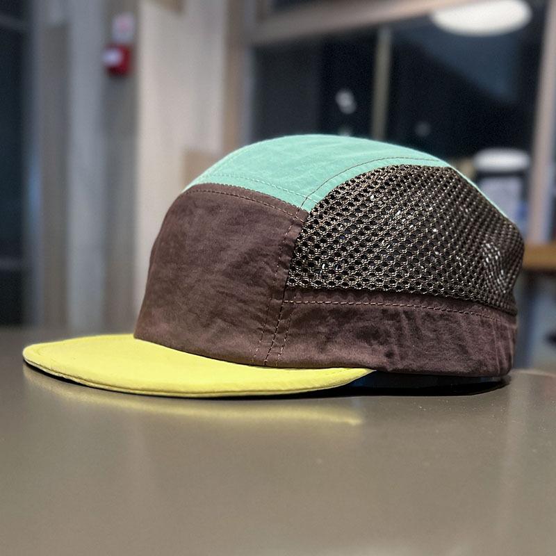 Bunte Mesh-Baseballkappe im koreanischen Stil, atmungsaktiv, Sonnenschutz-Visierkappe, universelles Passformdesign, für Damen Herren Outdoor, täglichen Sport