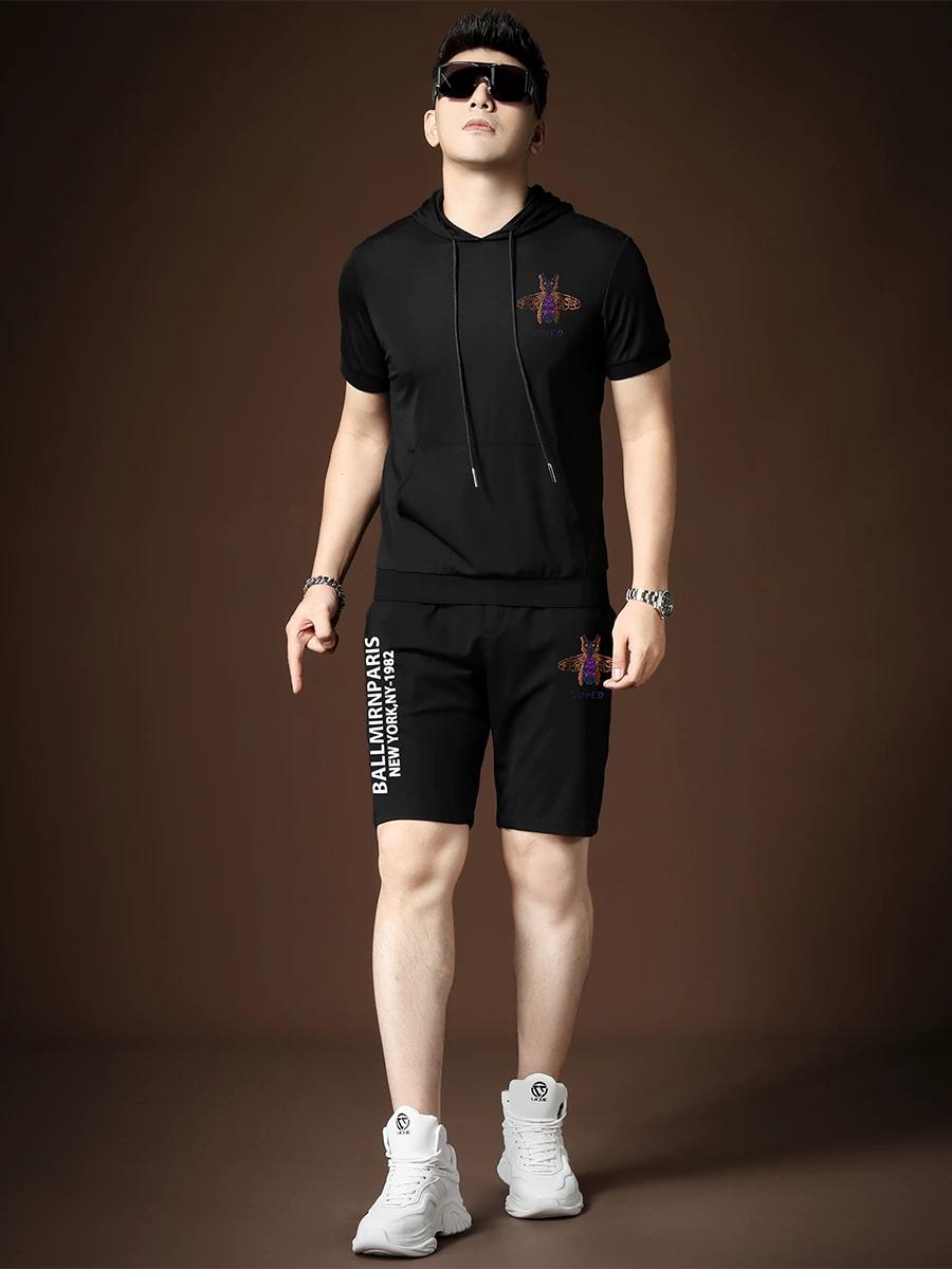 

European Goods Fashion Brand Summer Little Bee Hot Drilling Men s Hood Short sleeve Hoodie Set Casual Five Points Shorts Two-piece Set 4XL чёрный