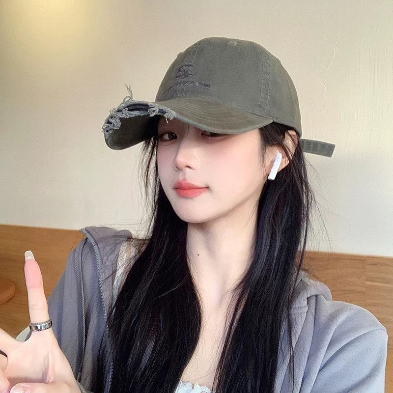 Retro Distressed Baseball Cap for Women Autumn Maillard Sun Visor Men's Trendy Brand  Versatile  Small Face