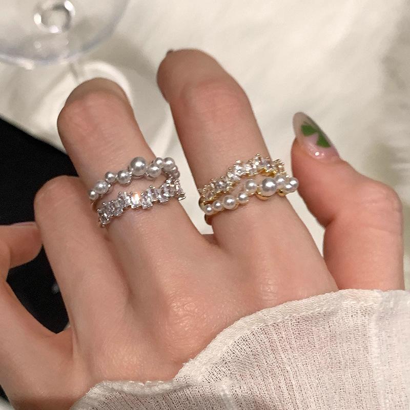 Light Luxury Retro White Zirconia Pearl Double-layered Open Ring Female Exquisite Fashion Versatile Niche Senior Sense of Finger Ring Everyday Ring