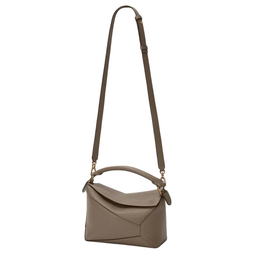 Loewe Bolso Pequeño de Piel de Becerro con Textura Puzzle para Mujer Color Topo A510P60XAW-3170