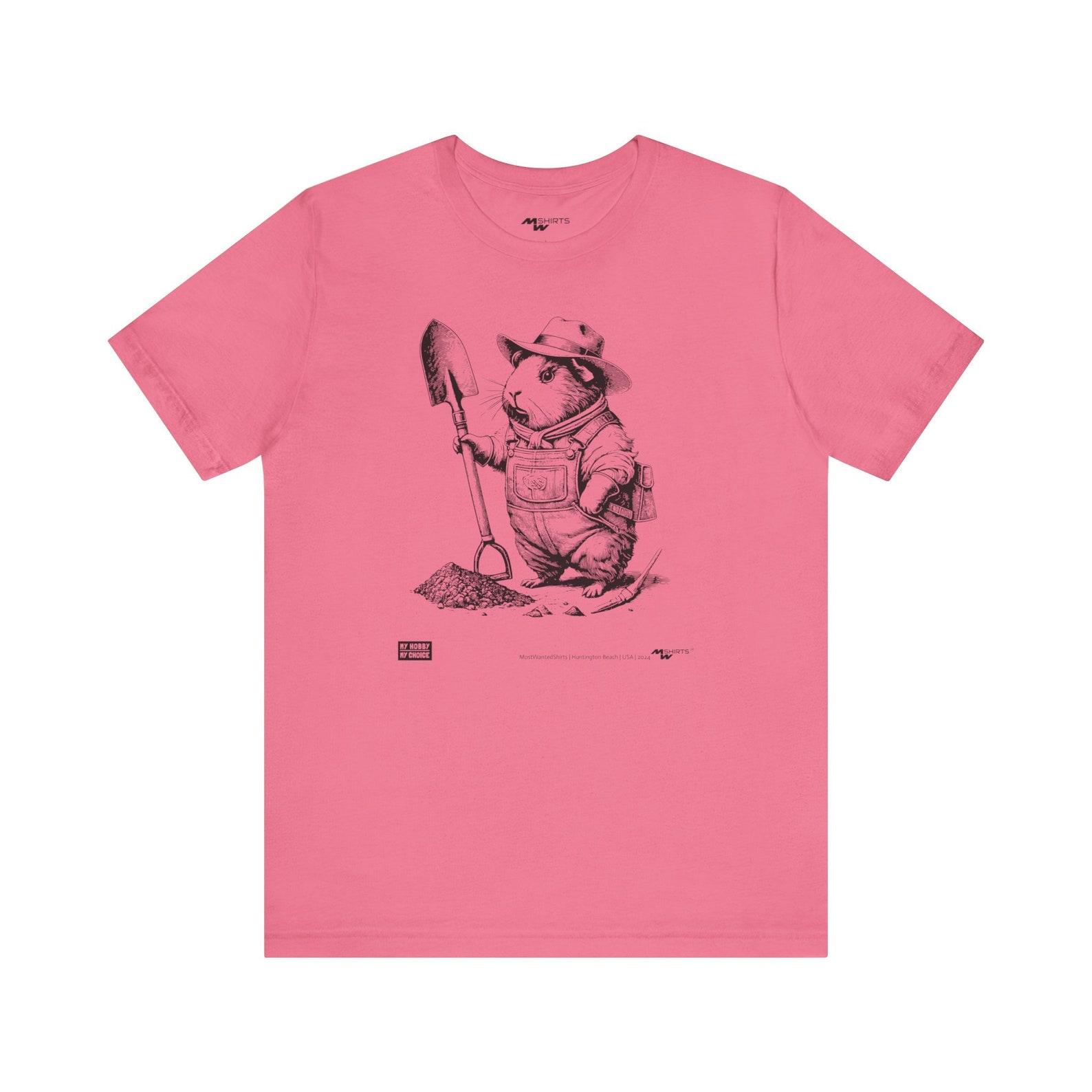 Gardening Guinea Pig T-Shirt, Perfect Gift for Garden Lovers M