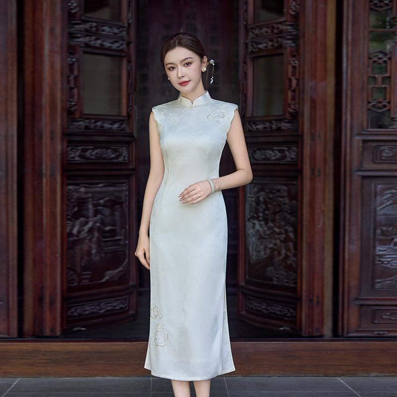 Embroidery White Sleeveless National Style New Chinese Style Suzhou Long Cheongsam Improved Young 1011 New Women's High Sense