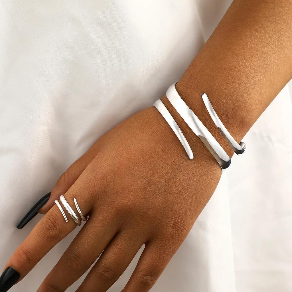Edelstahl Wassertropfen Armreif Ring Set für Damen Luxus Geometrisch Tropfenförmig Offener Armreif Unregelmäßiges Gedrehtes Armband Schmuck