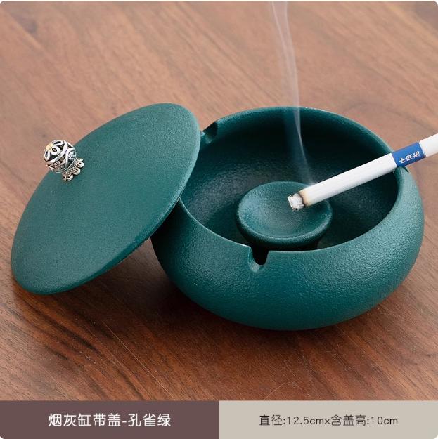 Retro Windproof Ceramic Ashtray with Lid Home Decor Accessories Ashtray Living Room Bar Cigarette Accessories Boyfriend Gift