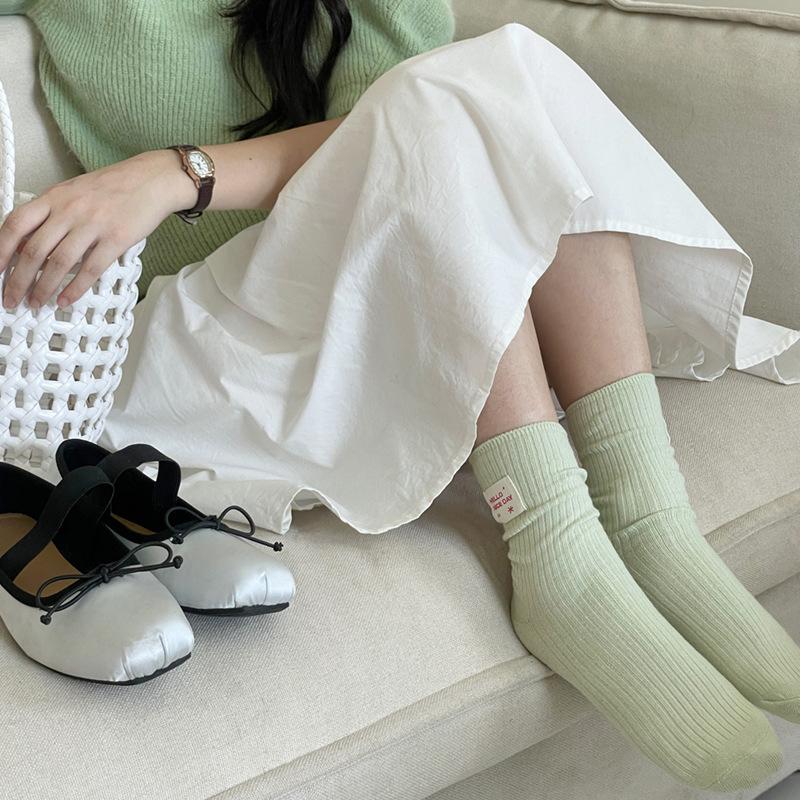 5 Pairs of Female Spring and Autumn Fashion New Vertical Thin Tube Stack Socks
