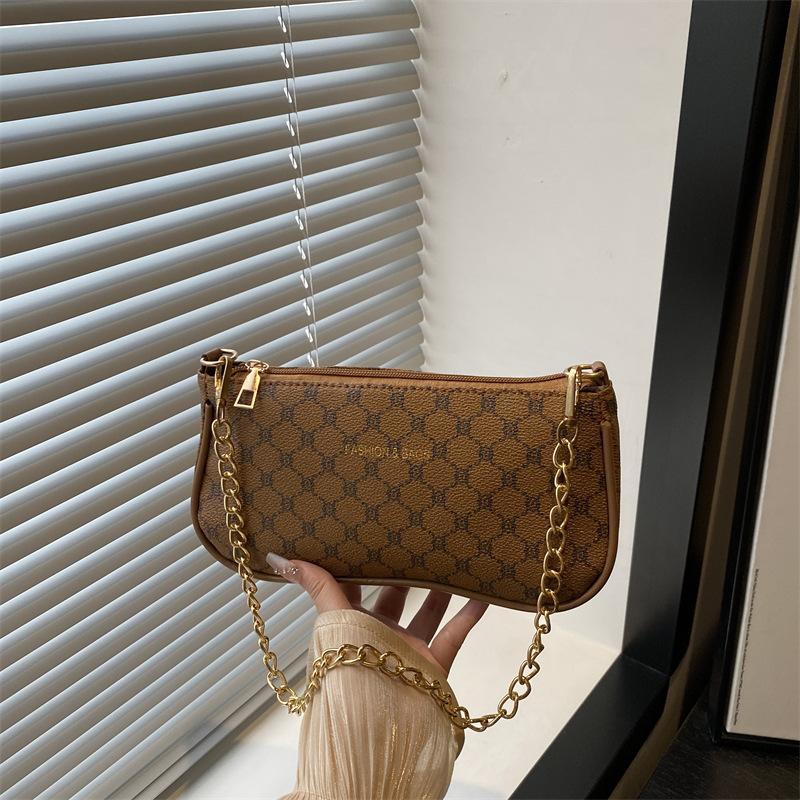Autumn New Letter Printing Fashion Trend Shoulder Bag Urban Commuter Niche Design Simple Armpit Bag
