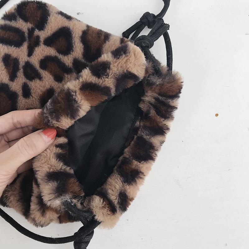 Plush Retro Leopard Print Bag for Women New Autumn and Winter Casual One-shoulder Drawstring Crossbody Bag Mini Handbag