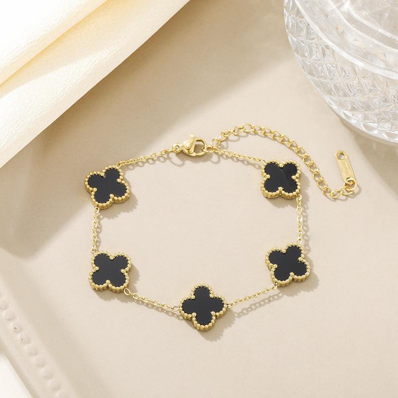 Four-leaf Clover Bracelet A Stylish and Luxurious Titanium Steel Bracelet for Women Featuring An Elegant Design and A High-end Look