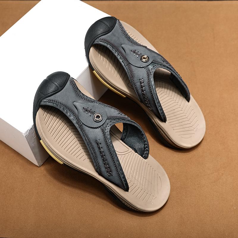 Fashion 2024 Summer New Home Leisure Leather Slippers Massage Sole Men's Beach Shoes Daily Men's Park Walking Shoes Classic Brown